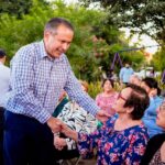 Acerca Toño Astiazarán servicios a familias del Fovissste durante Miércoles En Tu Colonia